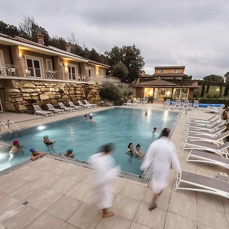 Apartments In Residence With Swimming Pool In Monteverdi Marittimo Exterior foto